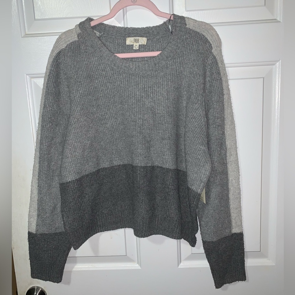 🎄 PINQUE Tri-color Gray Crewneck Sweater NWT XXL